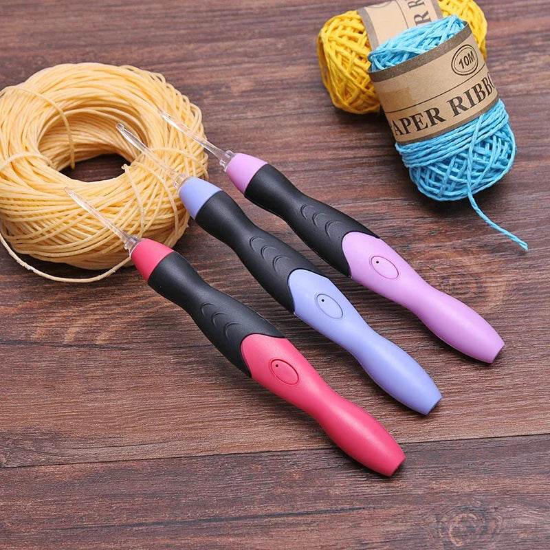 9 in 1 Light Up Crochet Hook Set USB Rechargeable Ergonomic Crochet Hooks LED Lighted Knitting Hook Tools With Crochet Hook Case